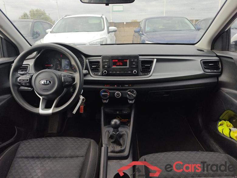KIA Rio / 2020 / 5P / berlina con portón 1.2 DPi 62kW (84CV) Concept #3