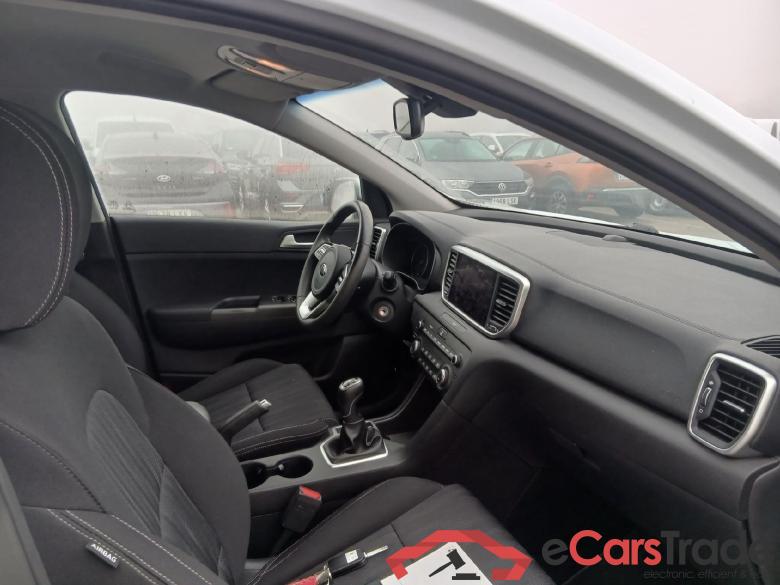KIA Sportage / 2018 / 5P / todoterreno 1.6 MHEV Business 100kW (136CV) 4x2 #6