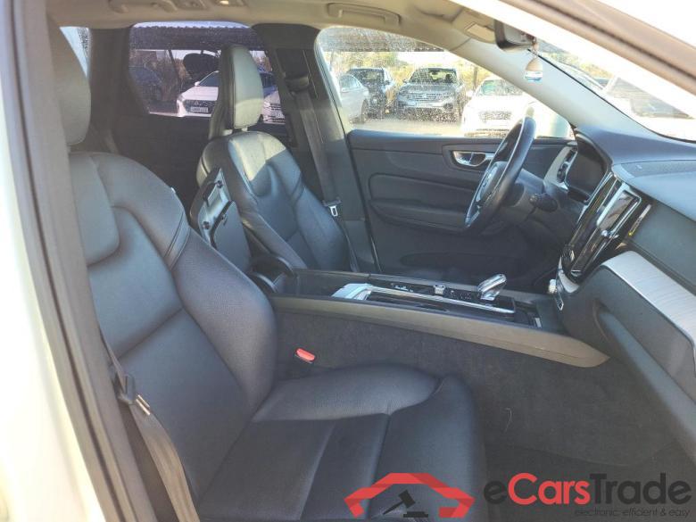 VOLVO XC60 / 2017 / 5P / todoterreno 2.0 T6 AWD Recharge Inscription Auto #6