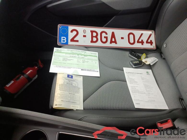 Skoda Enyaq iV 80 5d #4