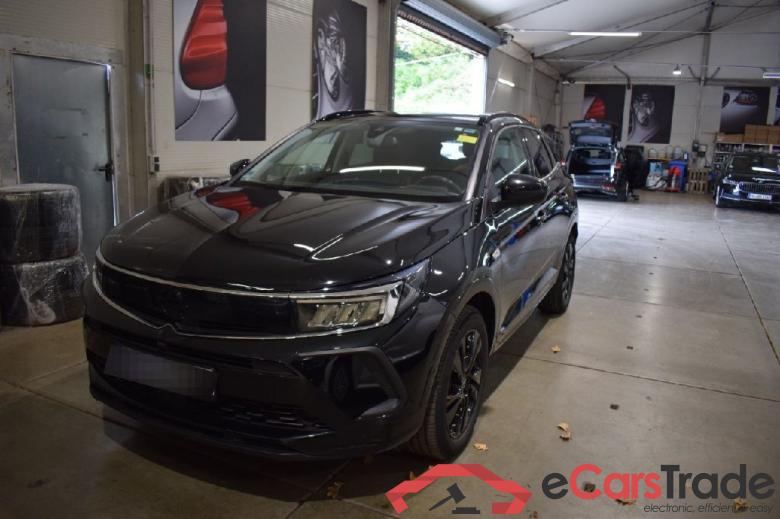 Grandland X GS Line 1.5 96KW AT8 E6d #1