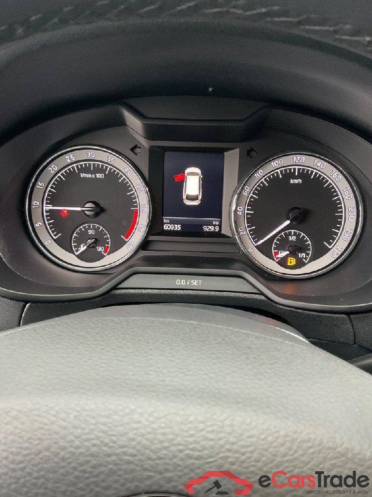 Octavia Combi Ambition 2.0 TDI 110KW AT7 E6dT #6