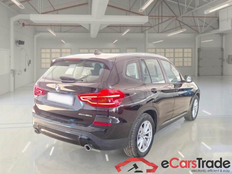 BMW X3 / 2017 / 5P / SUV XDRIVE 30E BUSINESS ADVANTAGE #2