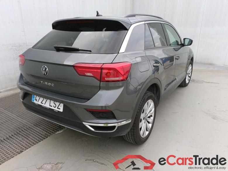 VOLKSWAGEN T-Roc / 2017 / 5P / todoterreno Advance 2.0 TDI 110kW (150CV) DSG (AC2) #2