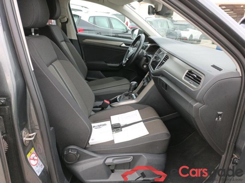 VOLKSWAGEN T-Roc / 2017 / 5P / todoterreno Advance 2.0 TDI 110kW (150CV) DSG (AC2) #6