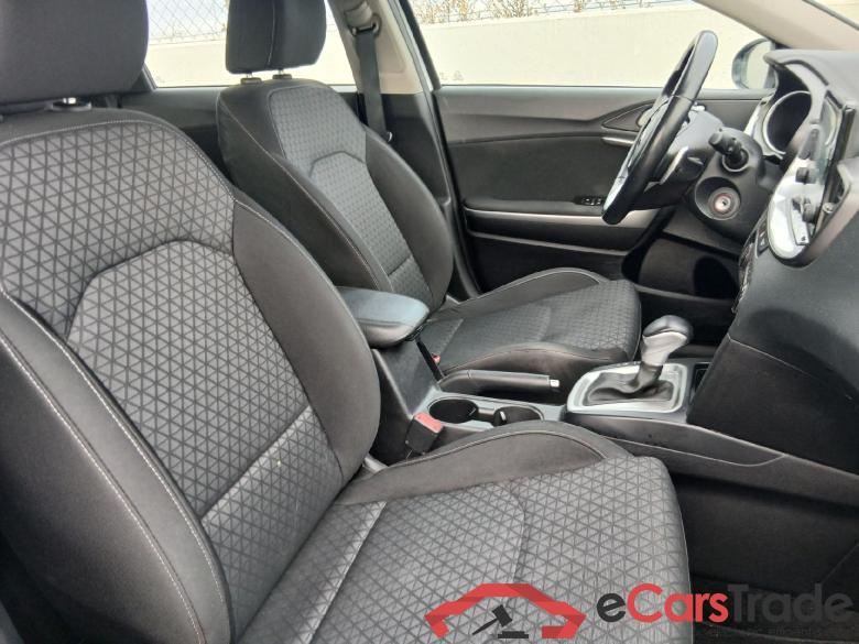 KIA Ceed / 2021 / 5P / berlina con portón 1.0 MHEV 88kW (120CV) Drive DCT #6