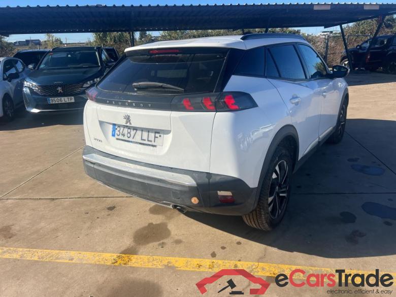 PEUGEOT 2008 / 2019 / 5P / todoterreno Allure BlueHDI 100 S&S BVM6 (CX) #2