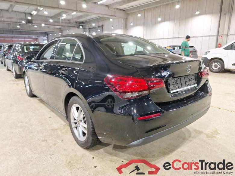 MERCEDES-BENZ A-Klasse 1.5 A 180 D BUSINESS SOLUTION #3