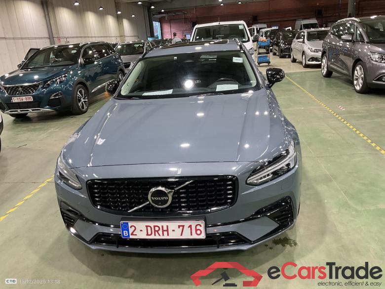 VOLVO V90 2.0 T6 PHEV PLUS DARK AUTO 4WD #2