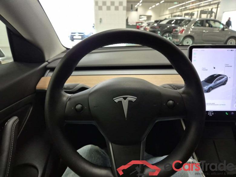 Tesla Model 3 Standard Range Plus 60 kWh #4