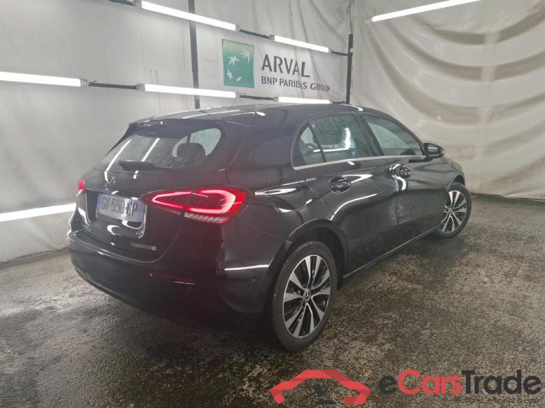 MERCEDES-BENZ Classe A Compact / 2018 / 5P / Berline A 250 e Business Line 8G-DCT #3