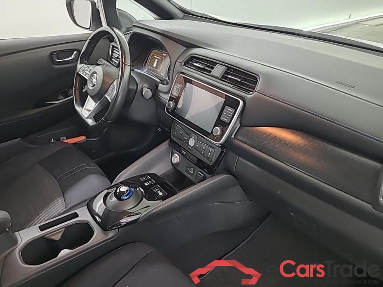 NISSAN LEAF ACENTA 40kWh 5D #6