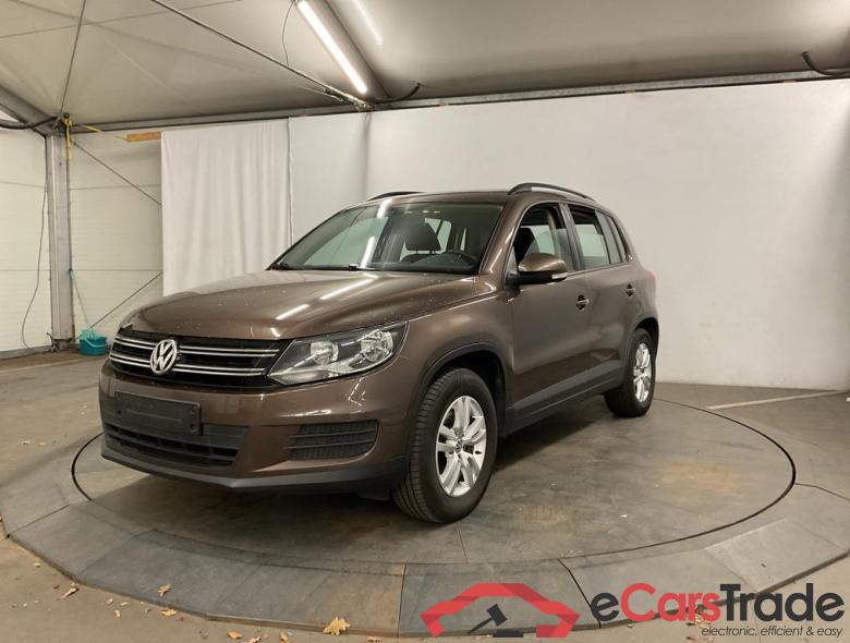 VOLKSWAGEN Tiguan Tiguan Trend & Fun 2.0 TDI BlueMotion Technology 81 kW (110 ch) 6 vitesses manuel #1