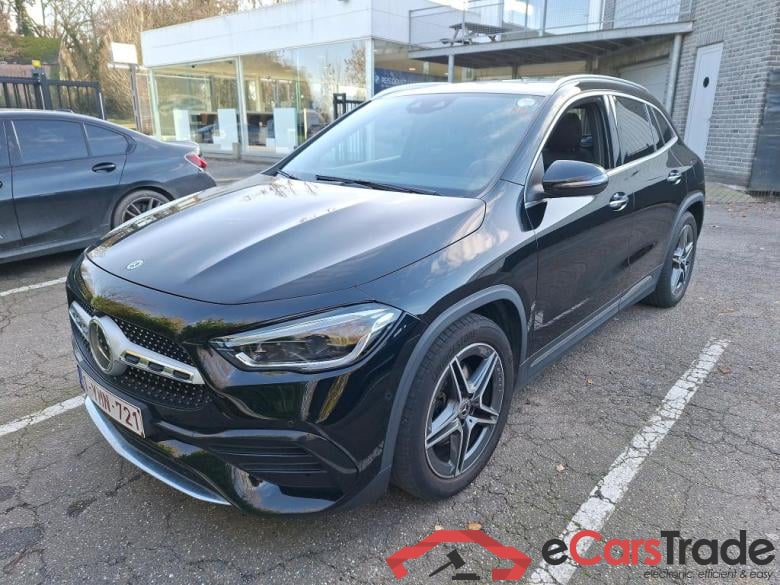 MERCEDES - MER GLA 200 163PK Business Solution AMG &  Pack Driver Assistance & Business Solution Plus * PETROL *
