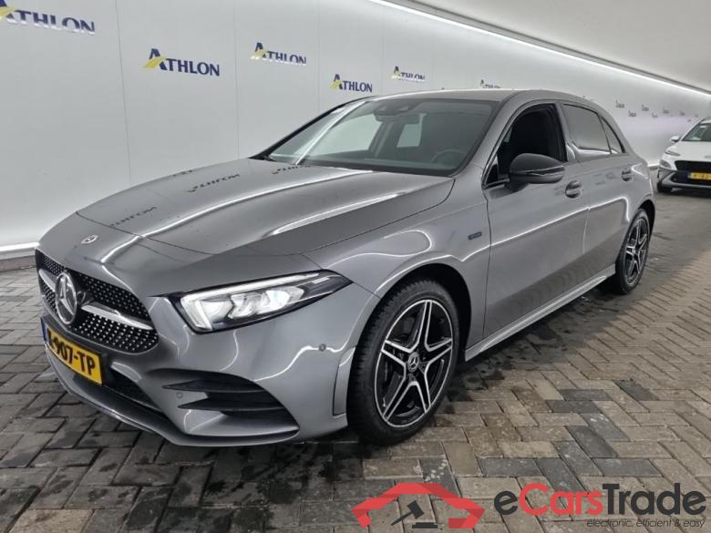 MERCEDES-BENZ A-klasse A 250 e 8G-DCT Business Sol AMG Limited 5D 160kW #1