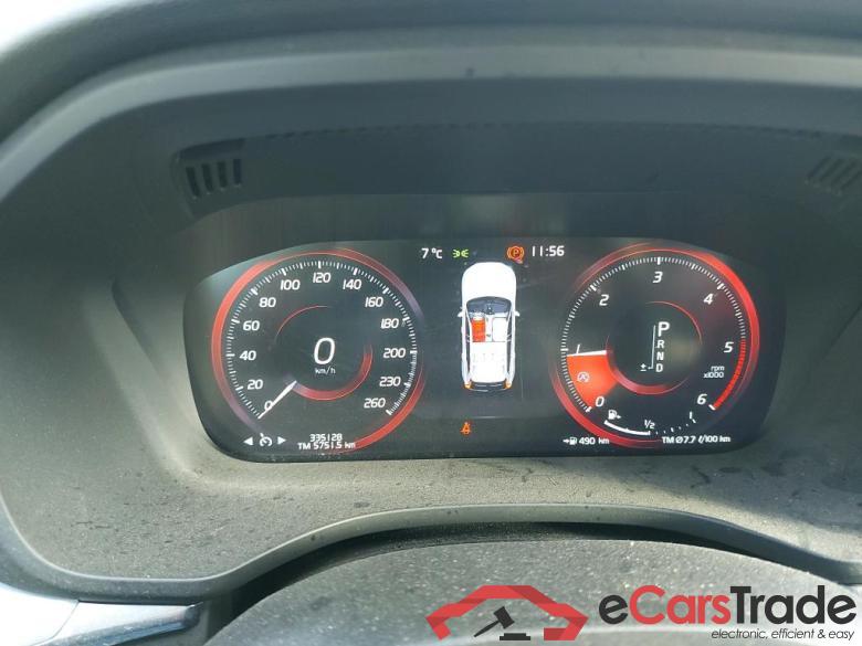 VOLVO XC60 / 2017 / 5P / todoterreno 2.0 D4 Business Plus Auto #4