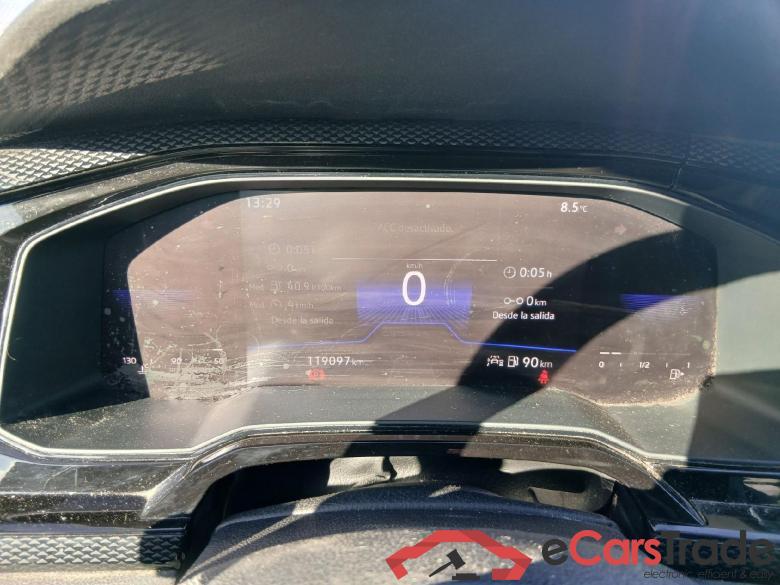 VOLKSWAGEN Taigo / 2021 / 5P / todoterreno Life 1.0 TSI 81kW (110CV) #4