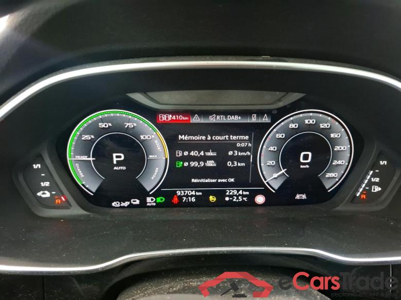 AUDI Q3 Sportback / 2019 / 5P / SUV 45 TFSI E 245 S TRONIC BUSINESS LINE #6