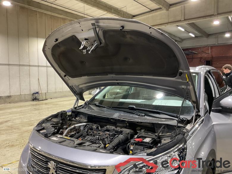 PEUGEOT 5008 1.5 BlueHDi Allure (EU6.2) STOCK #6