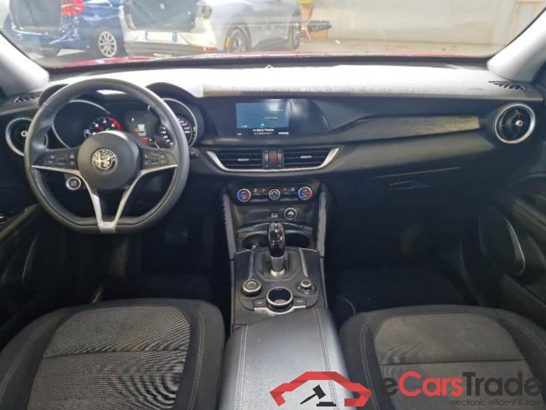 ALFA ROMEO STELVIO / 2017 / 5P / SUV 2.2 TURBO DIESEL 160CV AT8 RWD BUSINESS #3