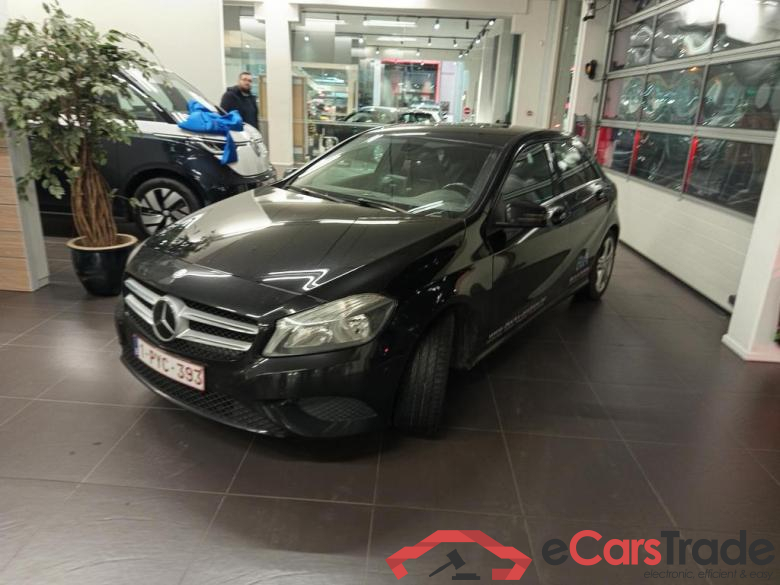 MERCEDES-BENZ A 180 180