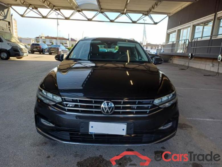 VOLKSWAGEN PASSAT / 2019 / 5P / STATION WAGON VAR. 2.0TDI SCR EVO 110KW BUSINESS DSG #6