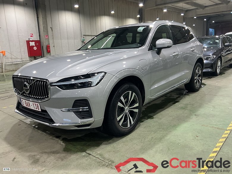 Volvo XC60 2.0 T6 Plug-In Hybrid Inscription 4WD Aut. Pano LED Virtual Navi KeylessGo Klima PDC ...