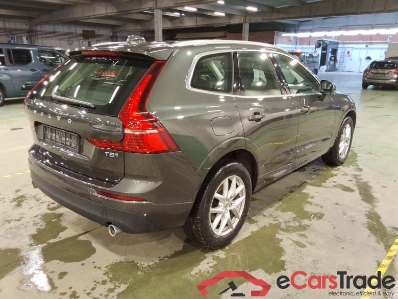 VOLVO XC60 - 2017 2.0 T8 TE AWD PHEV Momentum Pro Gear. STOCK #4