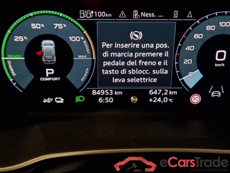 AUDI Q3 / 2018 / 5P / SUV 45 TFSI E S TRONIC BUSINESS #4