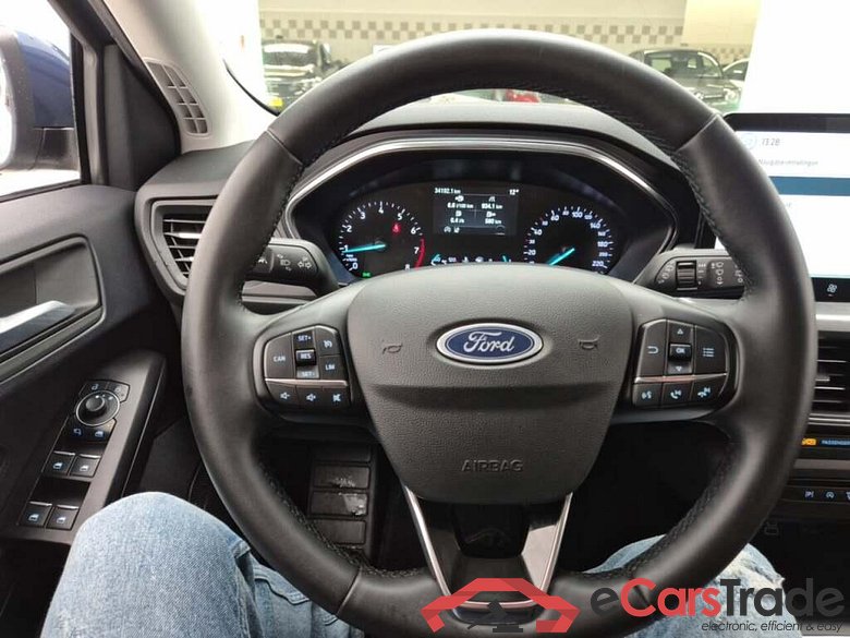 FORD FOCUS 1.0 EcoBoost Hybrid Titanium #5