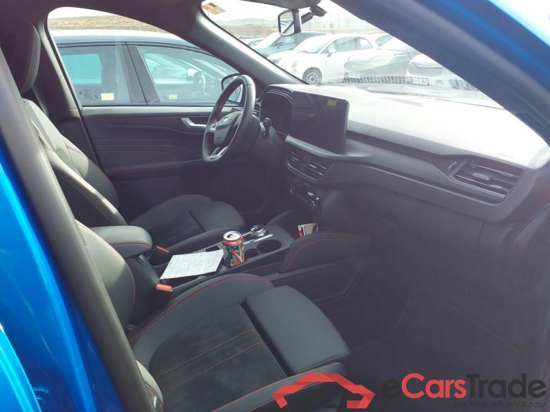 FORD Kuga 2.5 243CV Automático    ST-LINE X #3