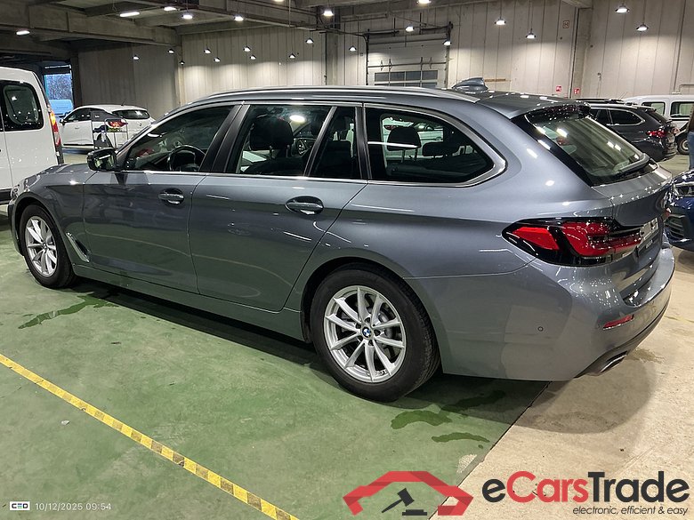 BMW 5 TOURING DIESEL - 2020 518 dA MHD #3