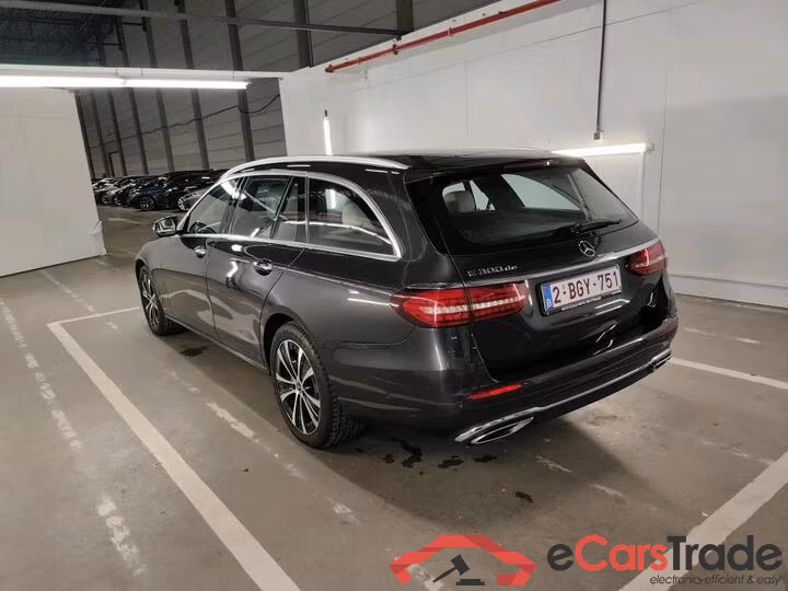 Mercedes E 300de Plug-In Hybrid Aut. LED-Multibeam Widescreen Navi Sport-Leather KeylessGo Camera Klima PDC ... #4