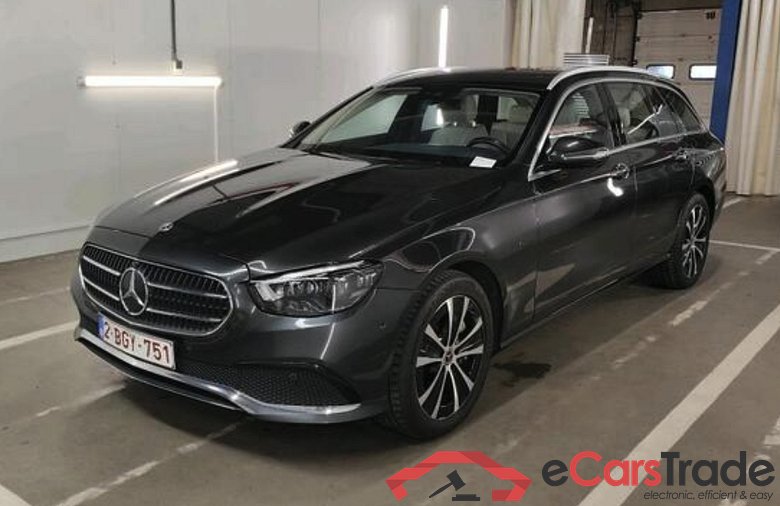 Mercedes E 300de Plug-In Hybrid Aut. LED-Multibeam Widescreen Navi Sport-Leather KeylessGo Camera Klima PDC ...