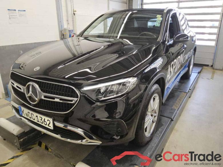 Mercedes-Benz GLC (BM 254)(06.2022->) DE - SUV5 GLC 200 EU6d, Avantgarde 4Matic (EURO 6d), 2022 - 2024 #1