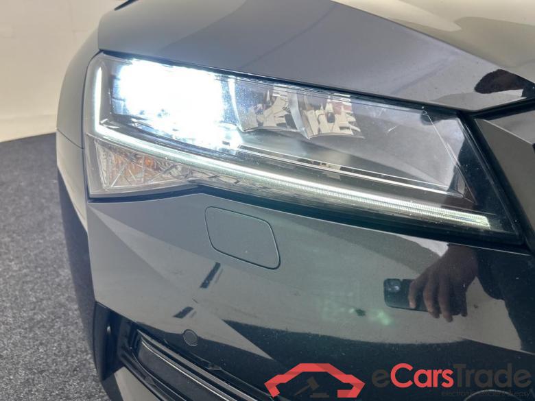 SKODA Superb Combi 110 kW #4