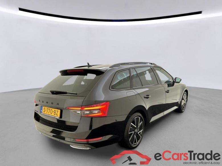 SKODA Superb Combi 110 kW #6