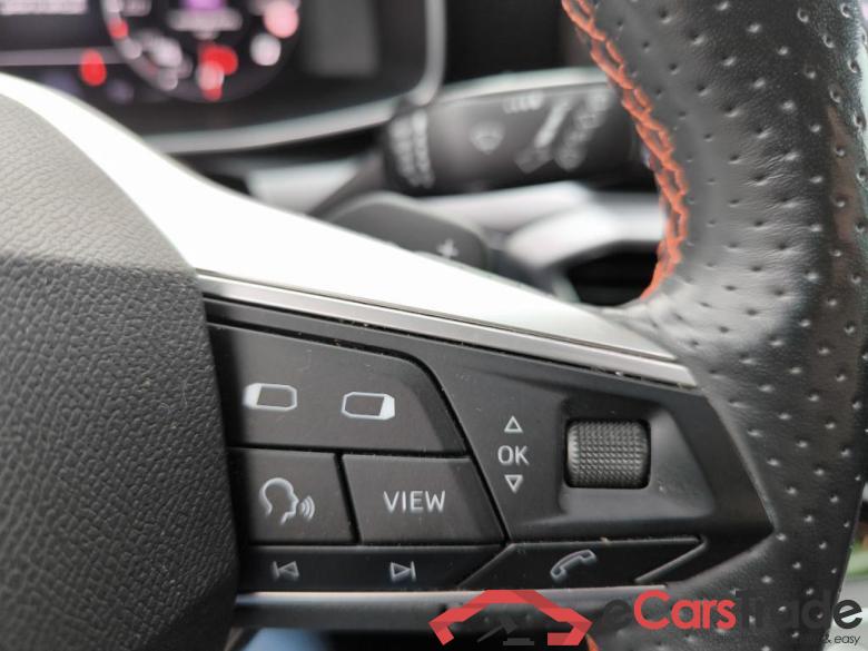 SEAT Leon Leon 5D FR 1.0 eTSI 110CV (81kW) DSG 7v Mild Hybrid EURO 6 AP #2