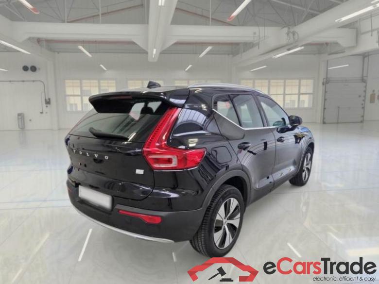 VOLVO XC40 / 2021 / 5P / SUV T5 RECHARGE PLUG-IN AUTO CORE #2