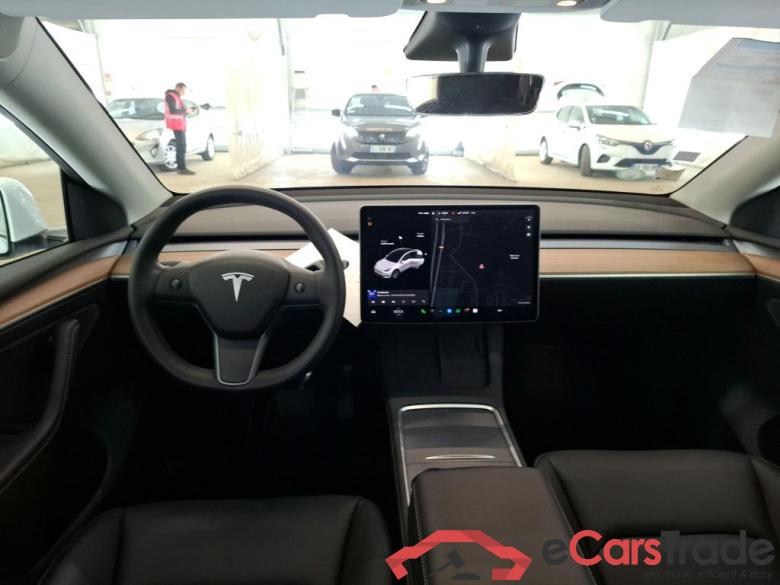 TESLA Model Y / 2020 / 5P / SUV Grand Autonomie Dual Motor AWD #6
