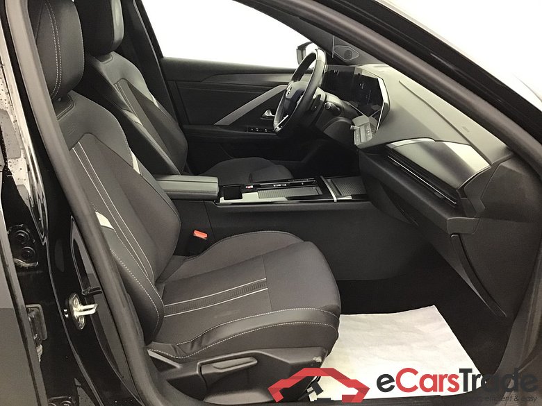 Opel Astra GS 1.2 GASOLINE 130hp #6