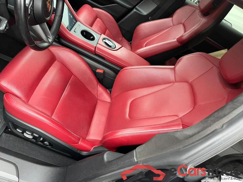 PORSCHE Taycan Cross Turismo Taycan Turbo S Cross Turismo