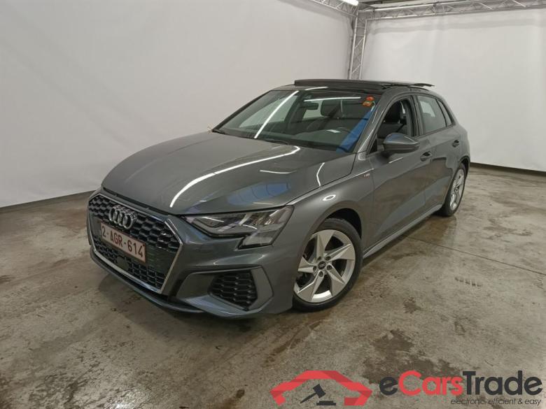 Audi A3 Sportback 1.5 35 TFSi 110kW S tronic S line 5d #1