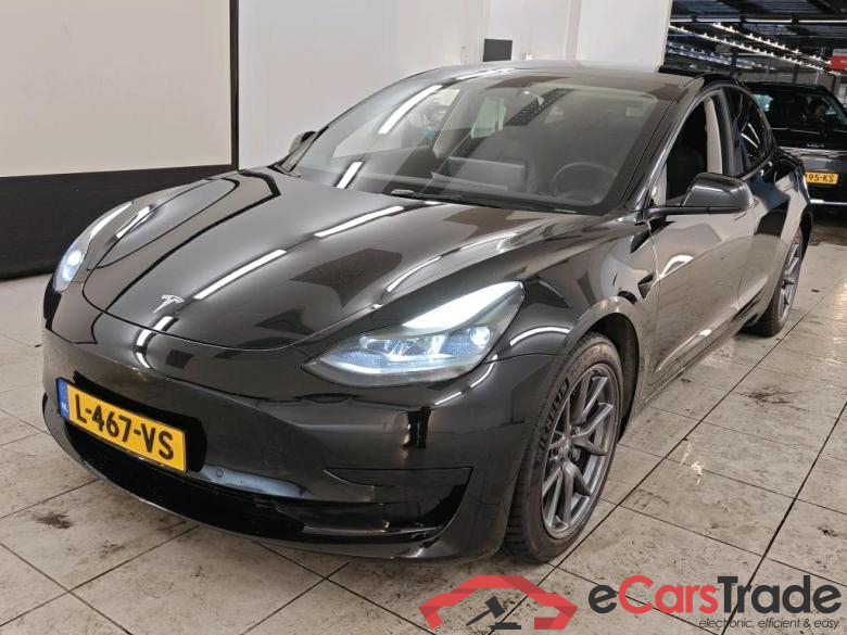 Tesla Model 3 Standard Range Plus RWD 4d