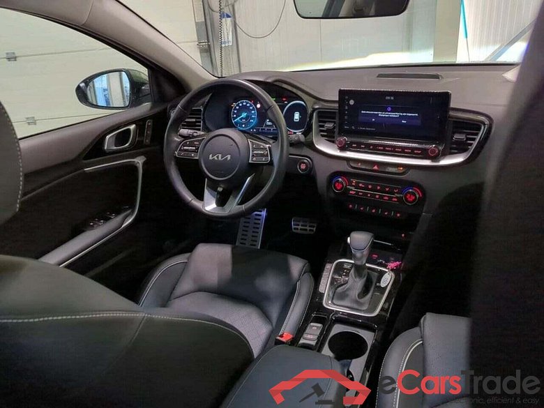 KIA ceed sportswagon 1.6 GDI PHEV Ex.Line #3
