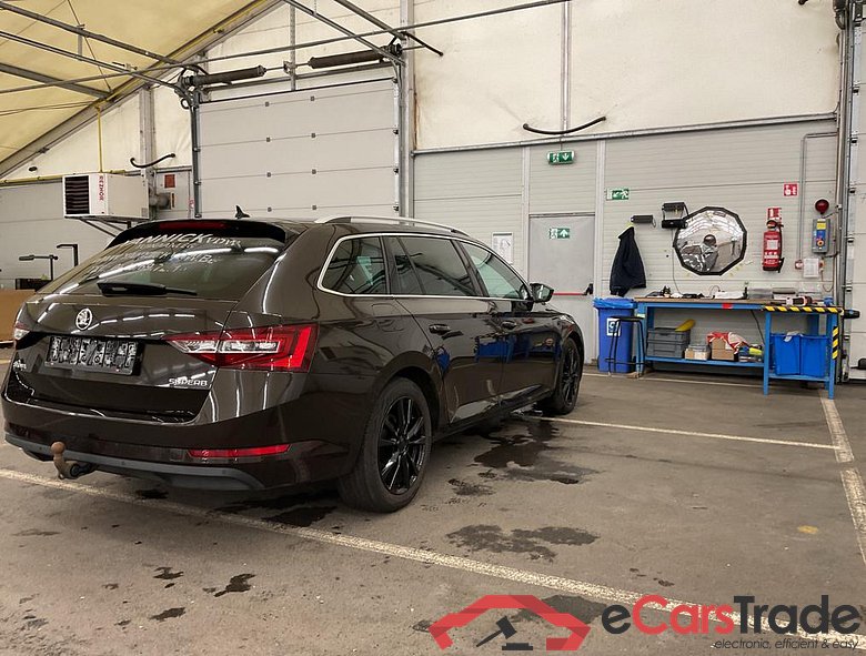SKODA Superb Combi SUP.COM GrtSTY TD88/1.6 M6F #2