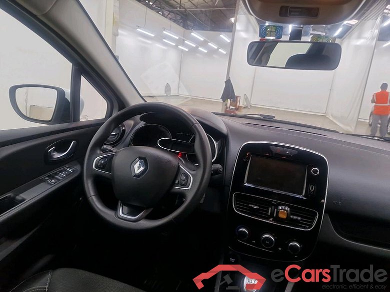 RENAULT Clio Société / 2016 / 5P / Berline Air Medianav dCi 75 #5