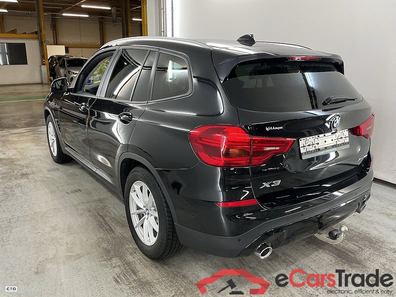 BMW X3 - 2018 2.0iA xDrive30e PHEV OPF #3