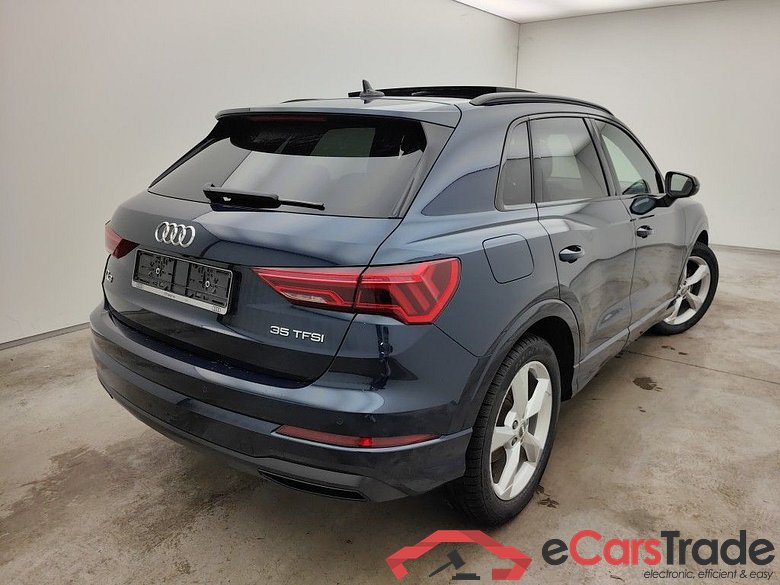 Audi Q3 35 TFSI S tronic Advanced 5d #2