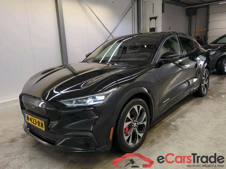 FORD Mustang Mach-E AWD 75 kWh